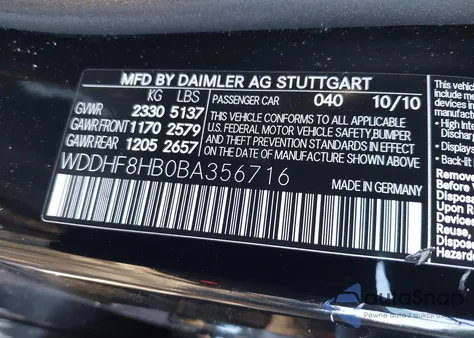 2011 Mercedes-Benz E 350 4Matic z USA, uszkodzony, nr VIN WDDHF8HB0BA356716